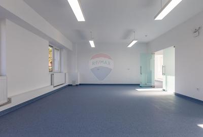 Proprietate specială, de 1,200 mp, în Exterior Est - 7