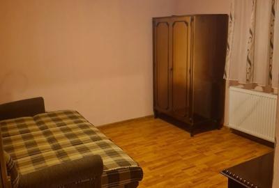Casă cu 4 camere în Central - 2