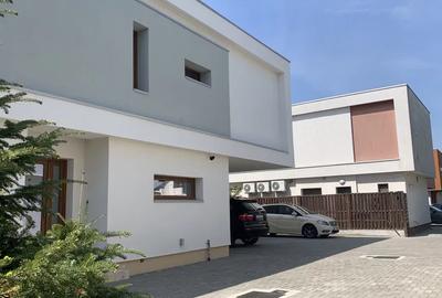 Casă cu 4 camere cu Canalizare în Pipera - 2