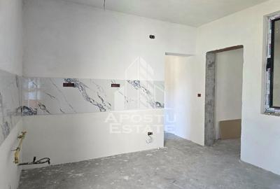 Casă cu 3 camere cu Teren 250 Mp în Central - 8