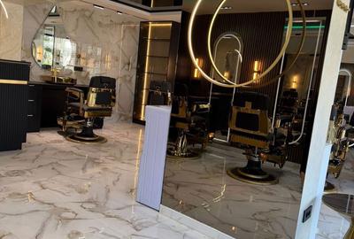 Spațiu comercial, de 80 mp, în Central - 1