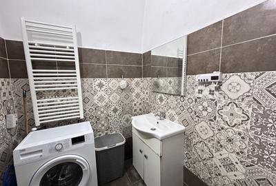Garsonieră decomandată, mobilată în Central - 11