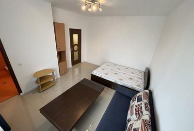 Garsonieră decomandată în Vitan - 3