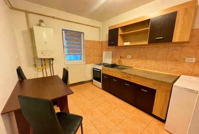 Apartament cu 2 camere decomandat, mobilat în Podul de Fier - 1