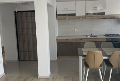 Apartament cu 2 camere semidecomandat în Dumbrăvița