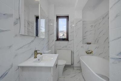 O proprietate imobiliara deosebita, formata din casa ?i mult teren! - 10