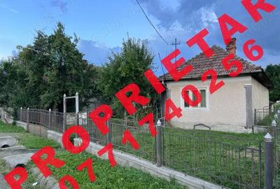 Casă cu Teren 1642 Mp în Bonț - 2