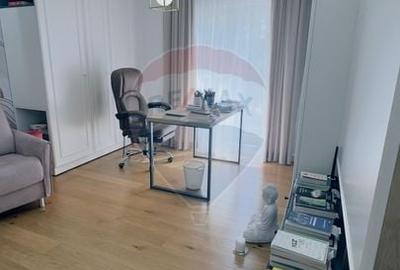 Casă cu 14 camere cu Teren 360 Mp în Central - 18