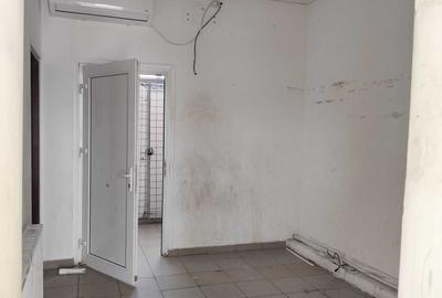 Spațiu comercial, de 78 mp, în Central - 2