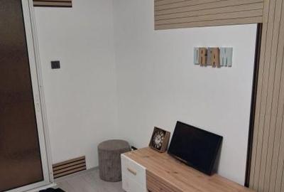 Garsonieră semidecomandată în Poarta 6 - 3