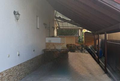 Casă cu 5 camere cu Teren 500 Mp în Central - 3