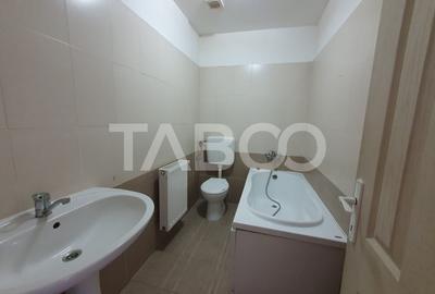 Apartament 3 camere decomandat 80 mp + 6 mp balcon cu scara interioara Apartament 3 camere decomandat 80 mp + 6 mp balcon cu scara interioara - 6