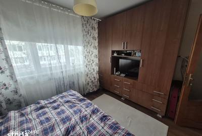 Apartament cu 3 camere decomandat în Dărmănești - 19