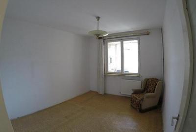 Apartament cu 3 camere semidecomandat în Griviței - 9