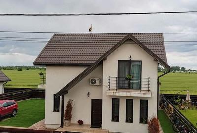Casă cu 5 camere cu Teren 450 Mp în Crevedia - 3
