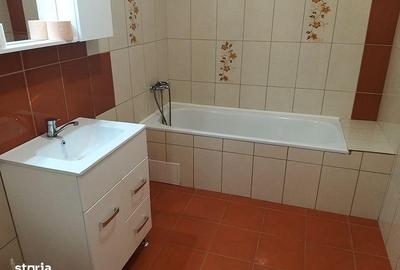 Apartament cu 3 camere decomandat în Florești - 2