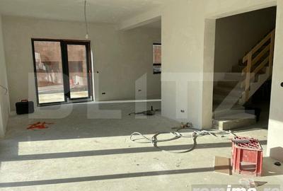 Casă cu 4 camere cu Teren 490 Mp în Central - 7