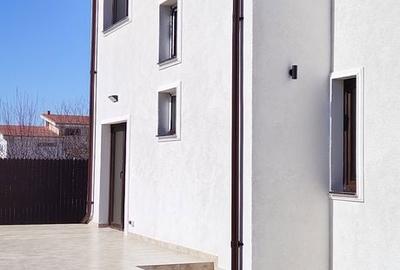 Casă cu 4 camere cu Teren 477 Mp în Central - 14