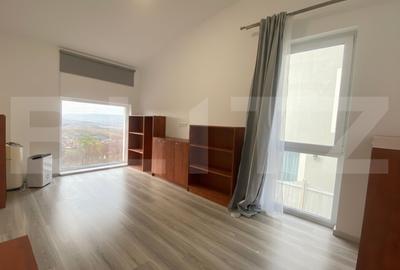 Casa pe calcan cu priveliste superba si compartimentare deosebita - 10