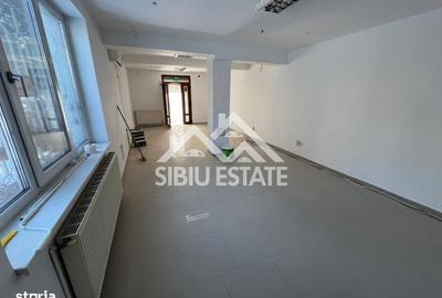 Spațiu comercial, de 55 mp, în Central - 4