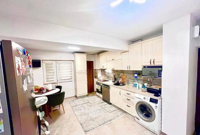 Apartament cu 4 camere decomandat în Central - 3