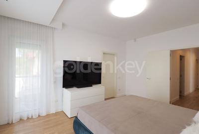 Apartament cu 5 camere decomandat, mobilat în Băneasa - 14
