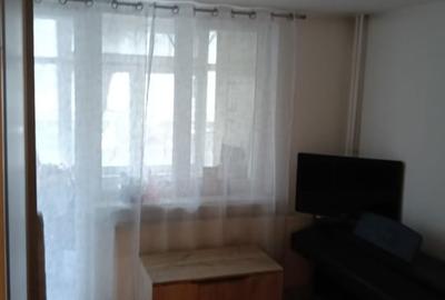 Apartament cu 3 camere semidecomandat, mobilat în Ozana - 9
