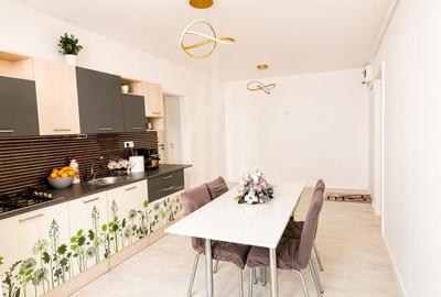 Apartament cu 3 camere în Vasile Aaron - 2