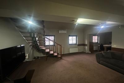 Apartament cu 4 camere semidecomandat în P-ța Unirii - 2