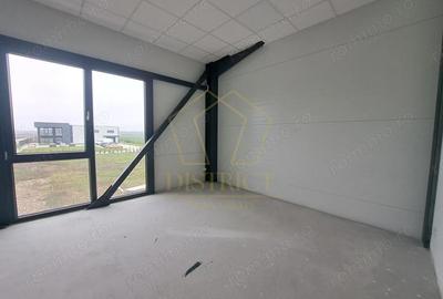 Spațiu comercial, de 921 mp, în Giarmata - 2