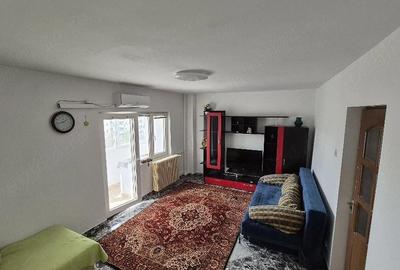Apartament cu 2 camere decomandat în Tei - 4