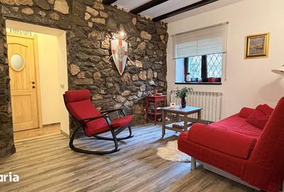 Apartament cu 3 camere, mobilat în Castelul Peleș - 11