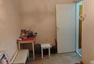 Apartament cu 3 camere semidecomandat în Central - 2