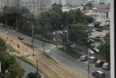 Garsonieră decomandată, mobilată în 1 Mai - 5