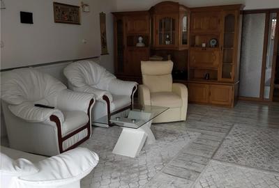 Casă cu 4 camere în Hunedoara - 3