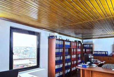 Spațiu comercial, de 808 mp, în Central - 11