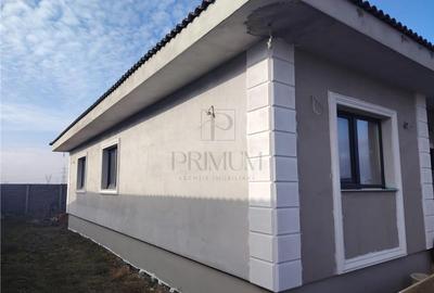 Duplex cartier Plopi - aproape de asfalt - zona linistita. - 2