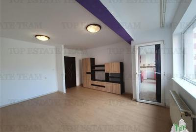 Apartament 2 camere spatios si loc de parcare et 1 Energia Constanta - 2