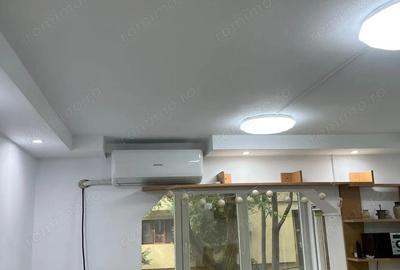 De vanzare Spa?iu comercial 56 mp Intrare din strada + casa scarii - 8