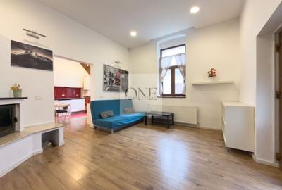 Apartament cu 2 camere semidecomandat, mobilat în Central