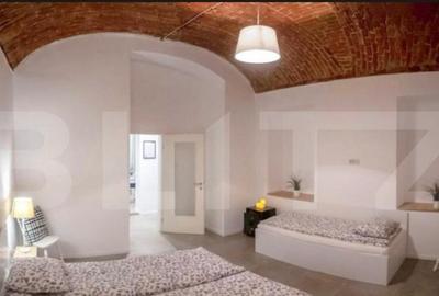 Cladire de patrimoniu din secolului XIX, de vanzare, zona - 15