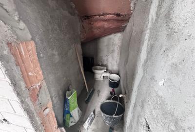 Casă individuală cu 4 camere cu Canalizare în Central - 16