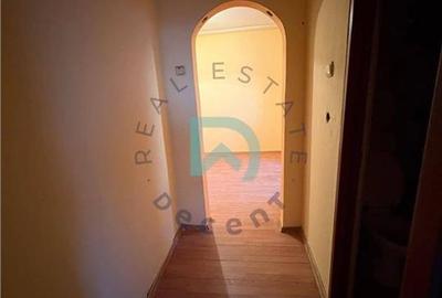Apartament cu 3 camere decomandat în Vlahuță - 10