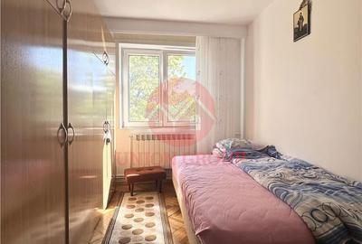 Apartament cu 3 camere decomandat, mobilat în Tomis II - 10
