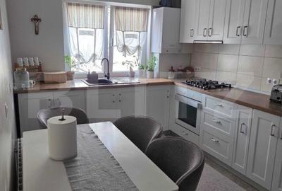 Apartament cu 3 camere în Decebal - 6