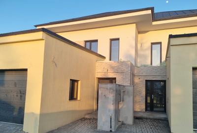 Casă cu 4 camere în Central - 8