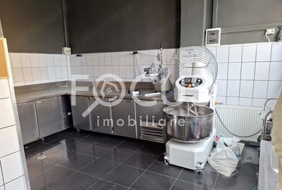 Spațiu comercial, de 160 mp, în Central