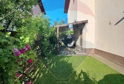 Casă cu 4 camere cu Teren 198 Mp în Domnești - 2