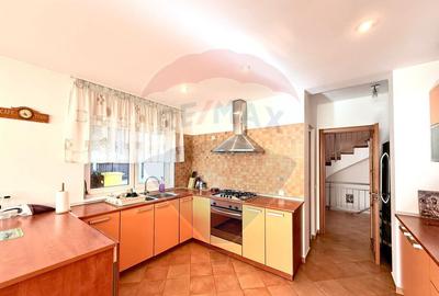 INCHIRIERE Vila 5 camere Otopeni/ Ferme - 1