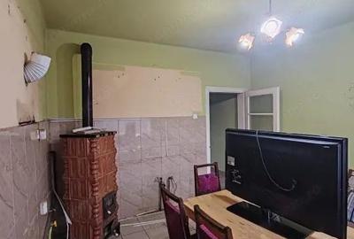 Casă cu 3 camere cu Teren 1338 Mp în Central - 8